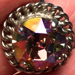 Sorrelli Ring- iridescent and darling!!